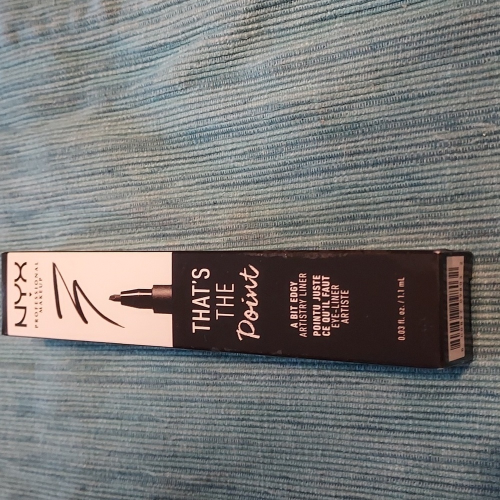 Nyx Professional Makeup That's The Point Eyeliner, A Bit Edgy pointu juste , - Picture 6 of 7